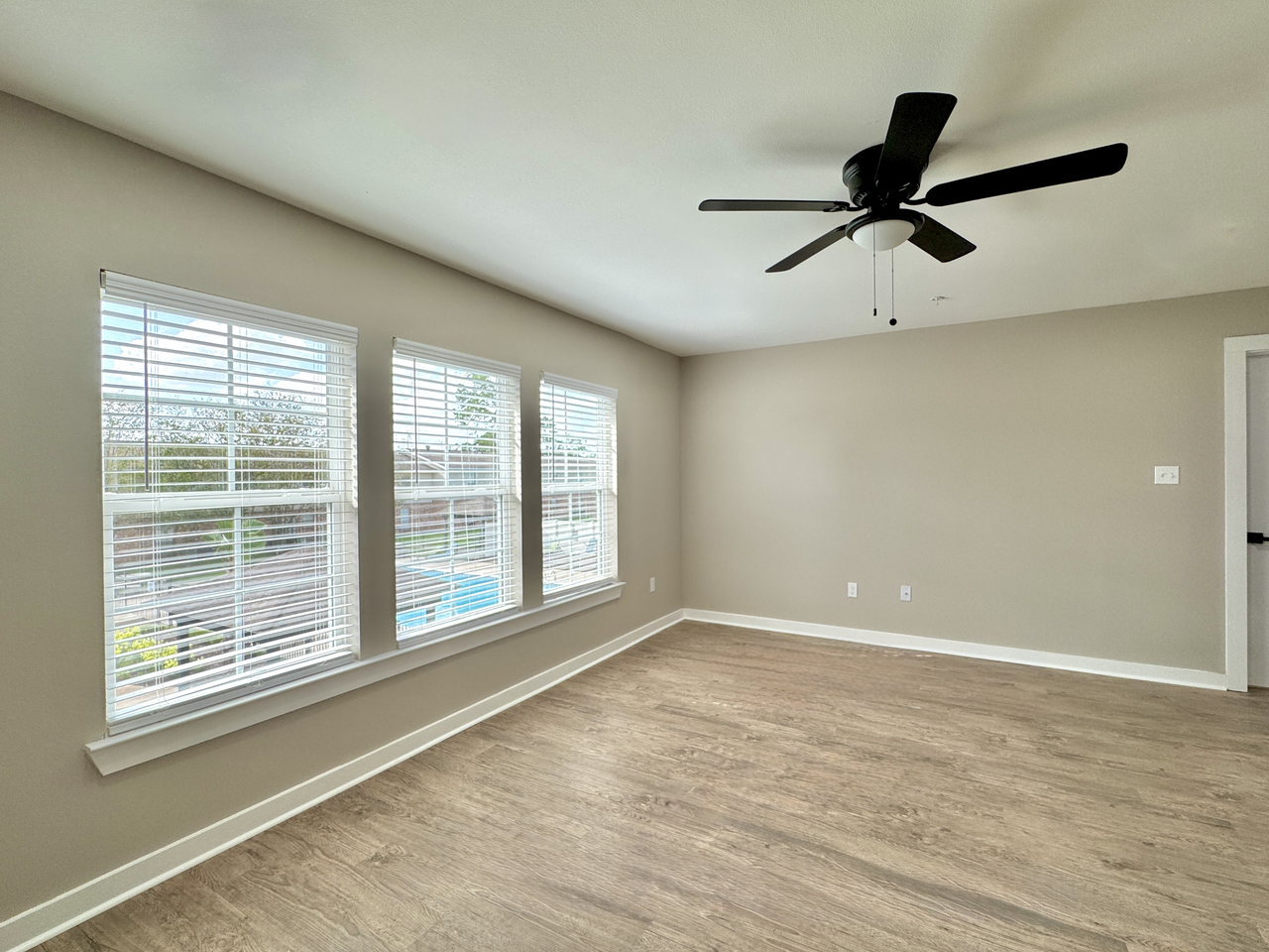 Hidden Pointe Apartments - Photo 2 of 51