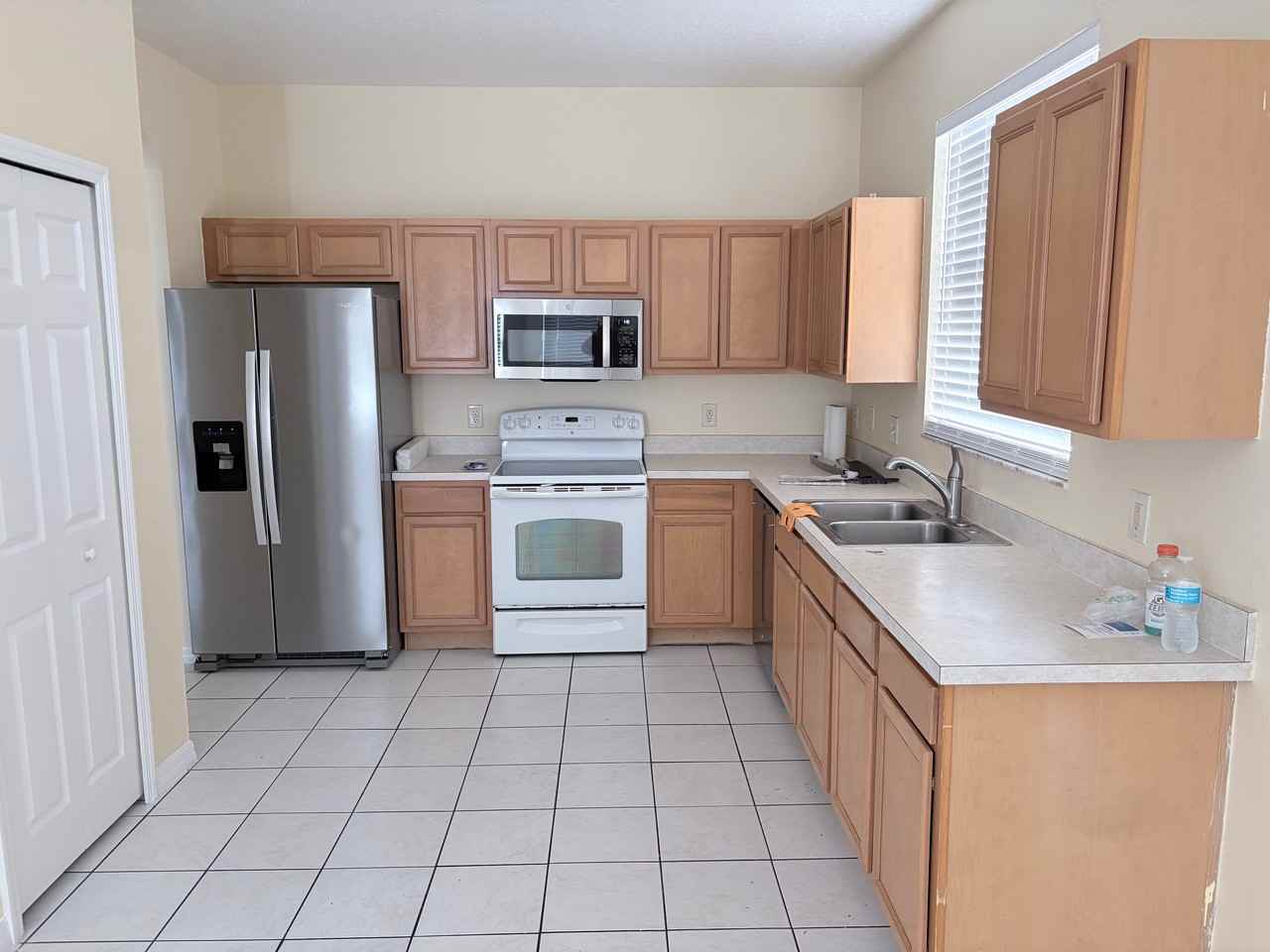 456 Calabay Parc Blvd #1 - Photo 3 of 10