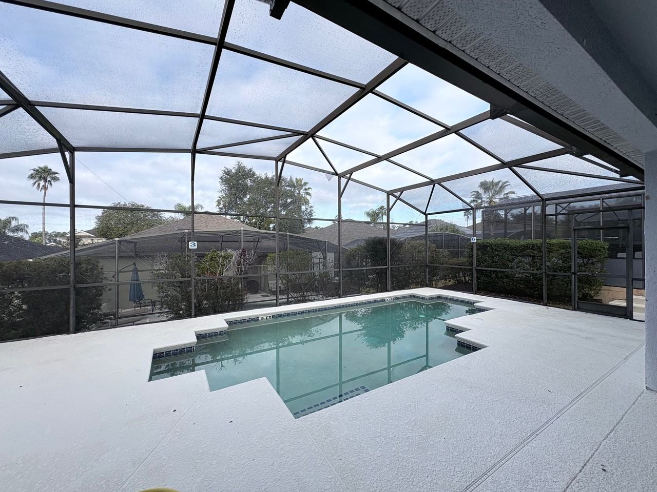 456 Calabay Parc Blvd #1 - Photo 4 of 10