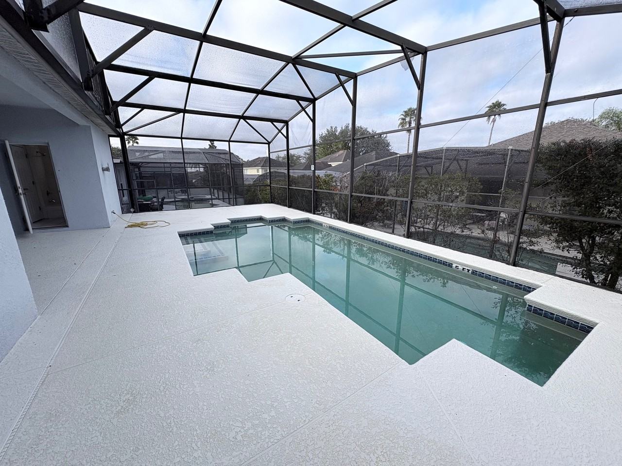 456 Calabay Parc Blvd #1 - Photo 5 of 10