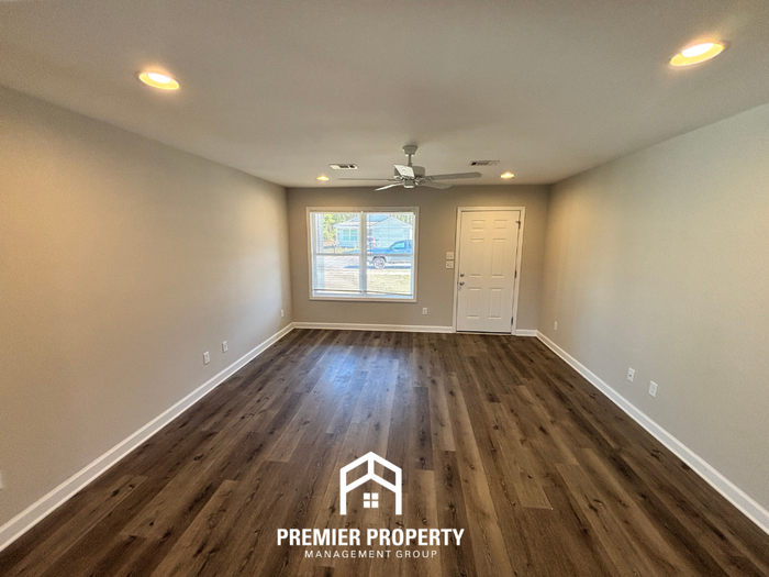 7190 60th Ave E - Photo 3 of 23