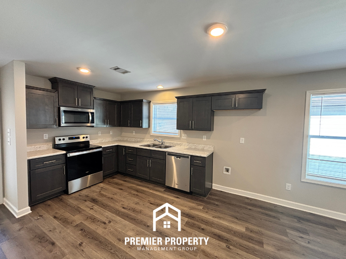 7190 60th Ave E - Photo 7 of 23