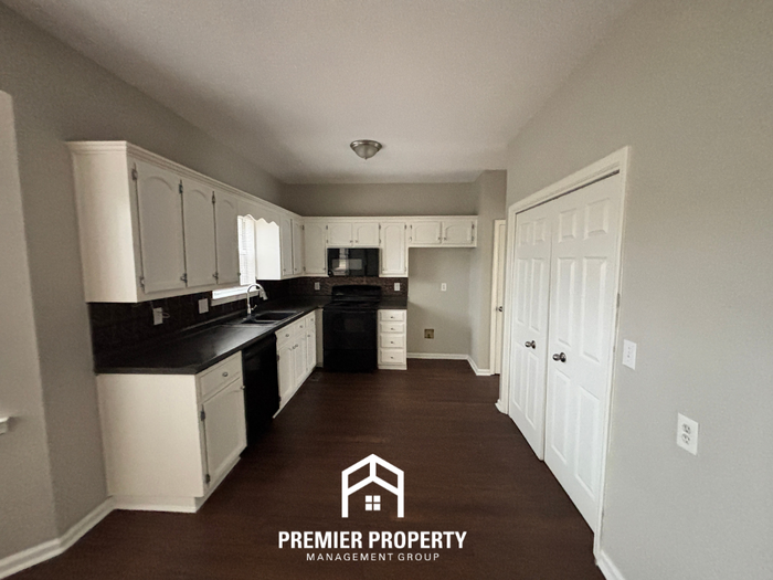 116 Cambridge Ln - Photo 6 of 27