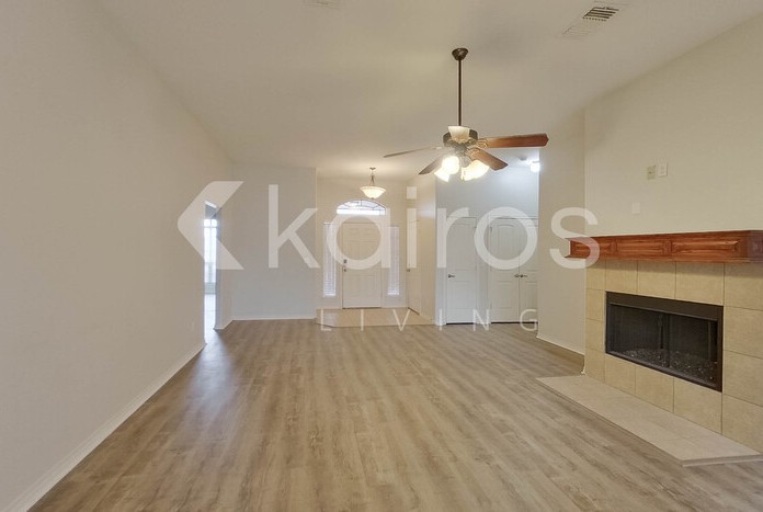 2421 Nw 158th St - Photo 5 of 28