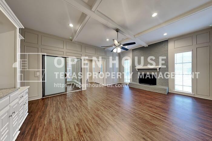 3320 Cross Bend Rd - Photo 5 of 24