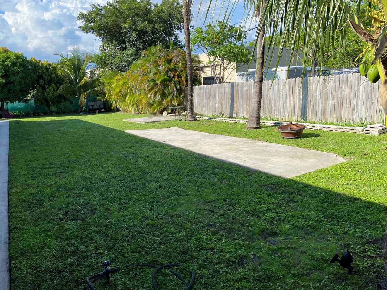 2149 Sw 47th St #3 - Photo 3 of 15