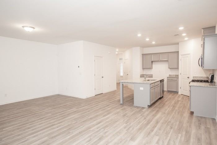 2821 Thames Willow Way - Photo 3 of 15