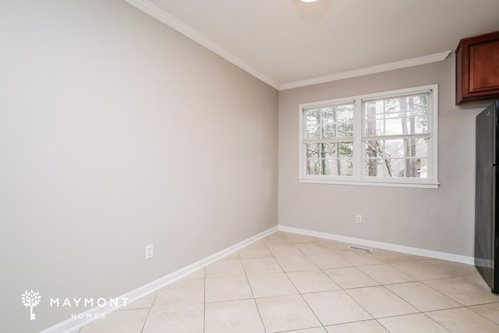 617 Sawmill Rd - Photo 6 of 12