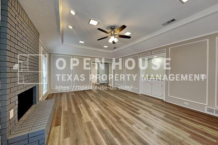 1521 Shonka Dr - Photo 5 of 20