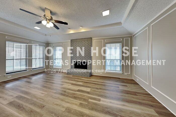 1521 Shonka Dr - Photo 6 of 20