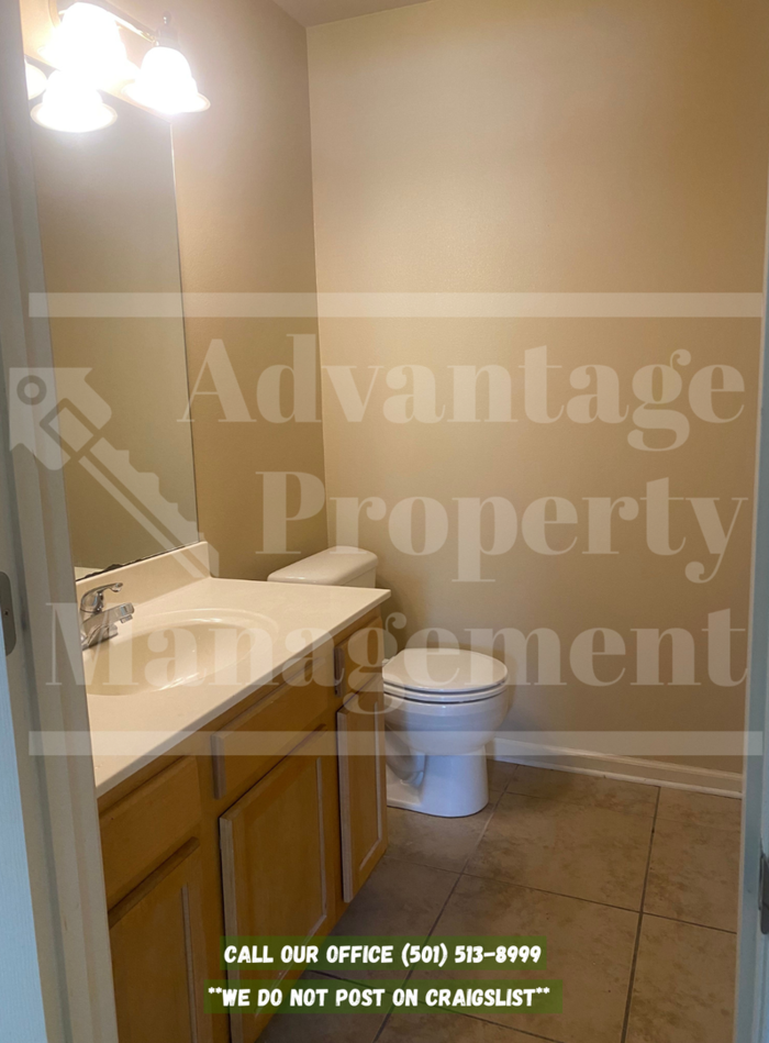 1136 Ash St #A - Photo 5 of 9