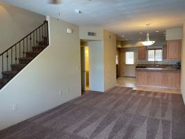 featured image of 1435 W Kilburn St #2102