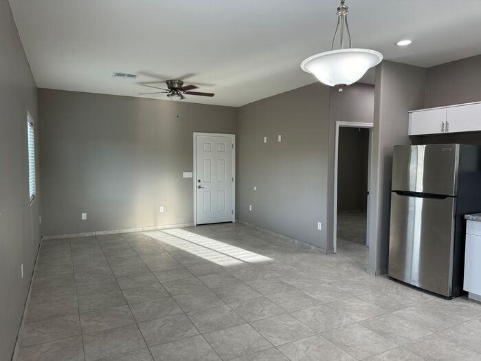 2581 E Pinal Vis #1 - Photo 6 of 46