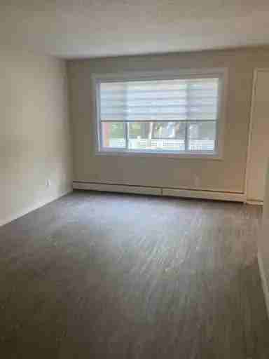 10707 81 Ave Nw #305 - Photo 5 of 7