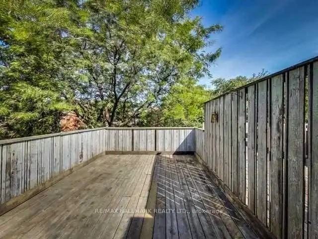 201 Seaton St #3 - Photo 3 of 8