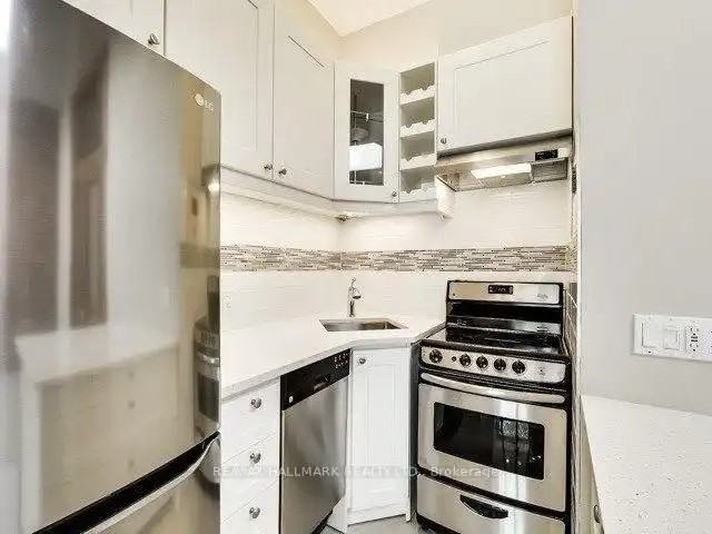 201 Seaton St #3 - Photo 5 of 8