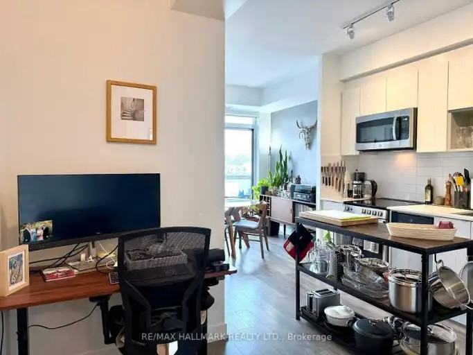 630 Greenwood Ave #312 - Photo 2 of 11