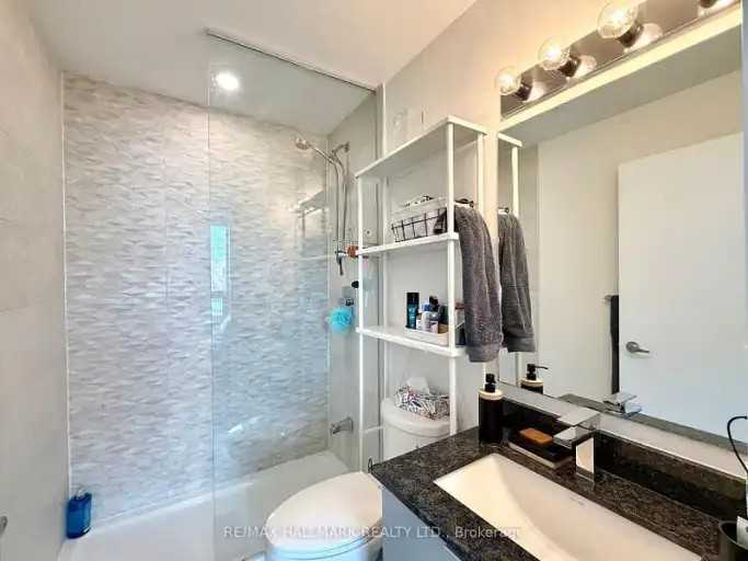 630 Greenwood Ave #312 - Photo 5 of 11