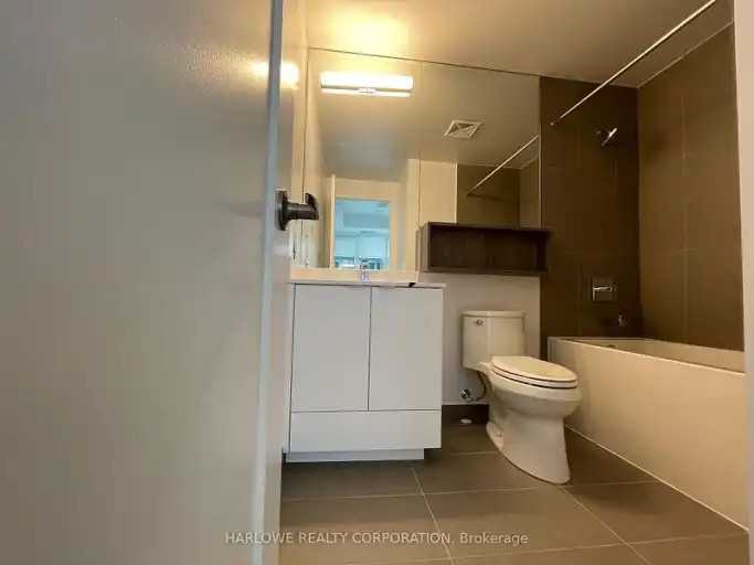 135 Lower Sherbourne St #2624 - Photo 6 of 12