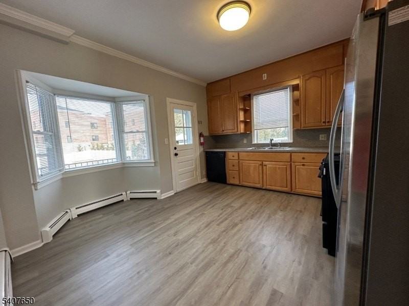 112 Park St - Photo 3 of 18