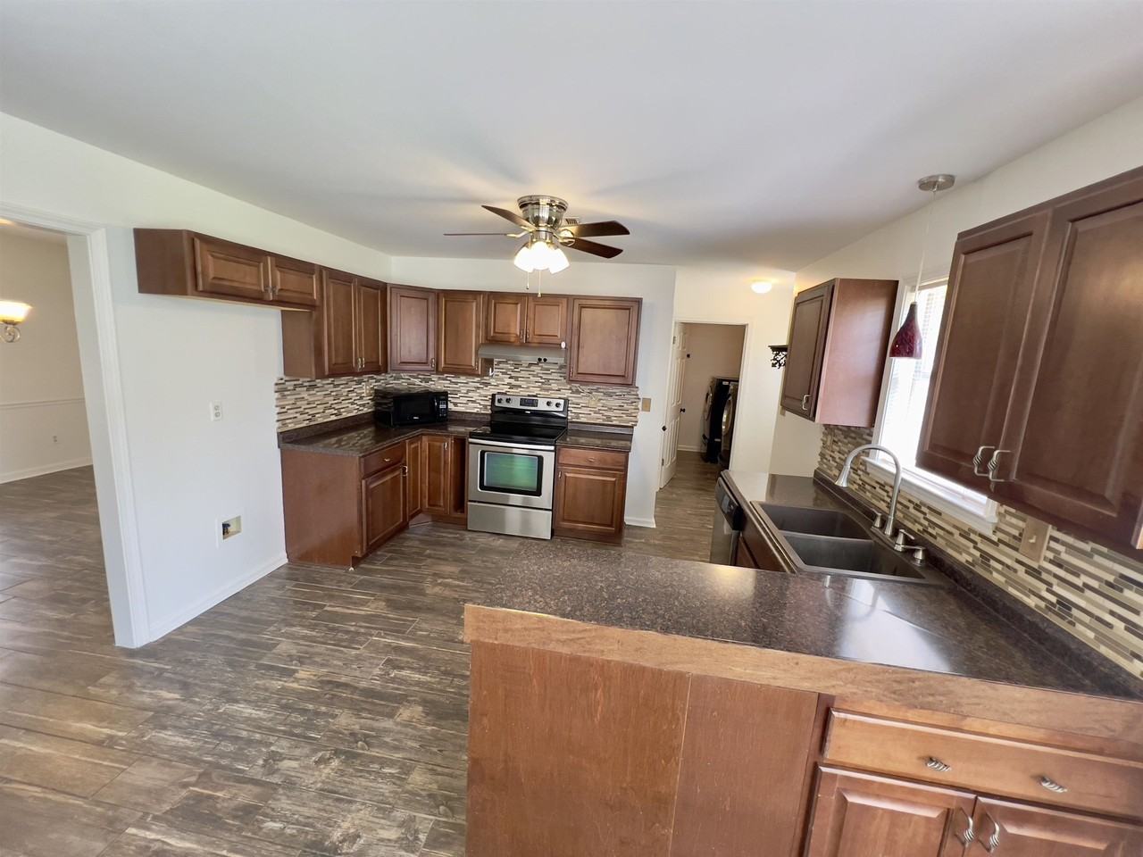 251 Cross Point Cv - Photo 6 of 17