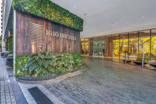 1010 Brickell Ave #1810 - Photo 1 of 1