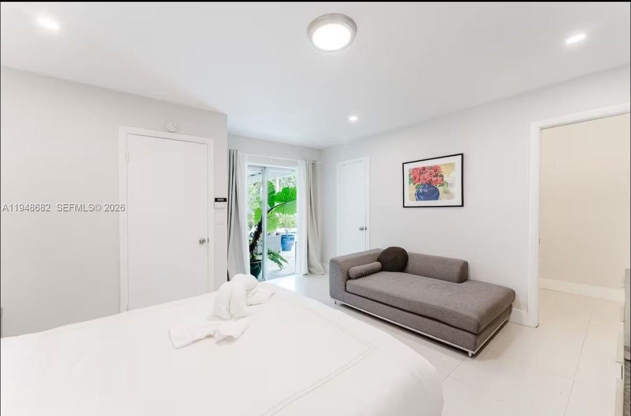 4017 Monroe St #0 - Photo 5 of 24