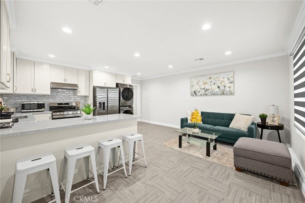 1503 Manley Dr - Photo 2 of 18