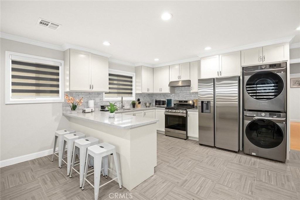 1503 Manley Dr - Photo 6 of 18