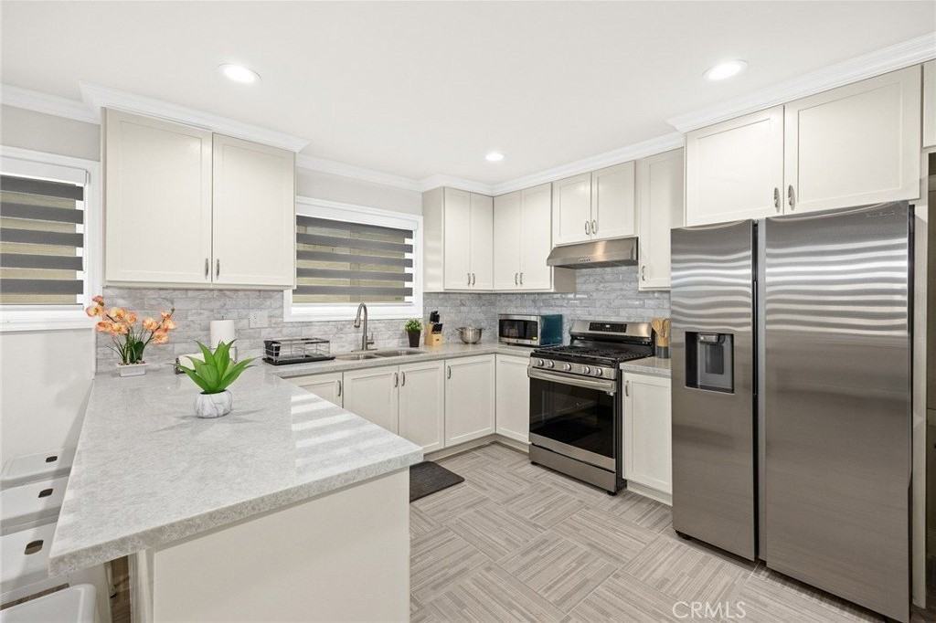 1503 Manley Dr - Photo 7 of 18