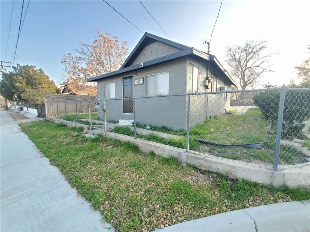 16705 C St - Photo 3 of 13