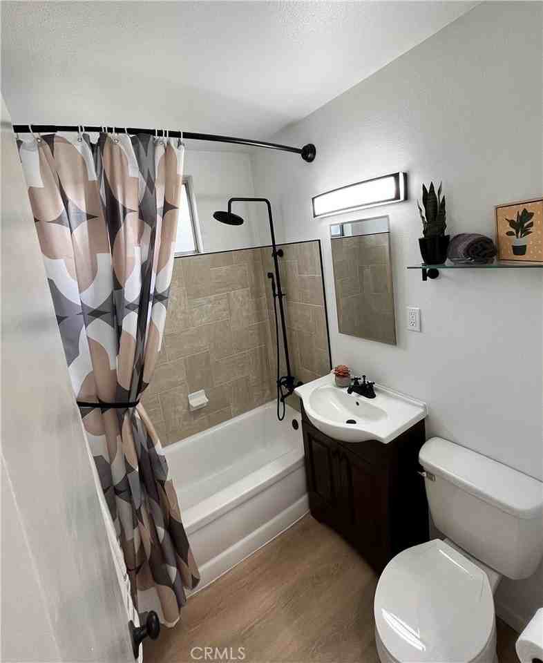 14449 Palmrose Ave #A - Photo 7 of 11