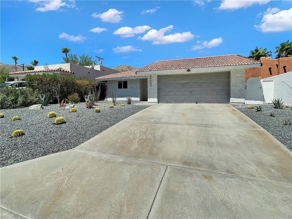 54905 Avenida Diaz - Photo 4 of 30