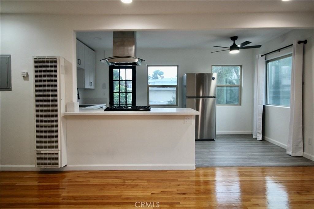 4689 Monroe Ave - Photo 2 of 15