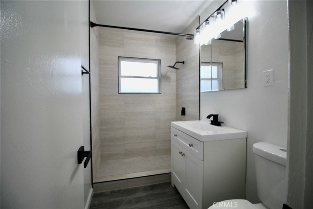 4689 Monroe Ave - Photo 6 of 15