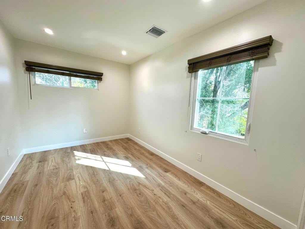 208 N Cordova St - Photo 7 of 19