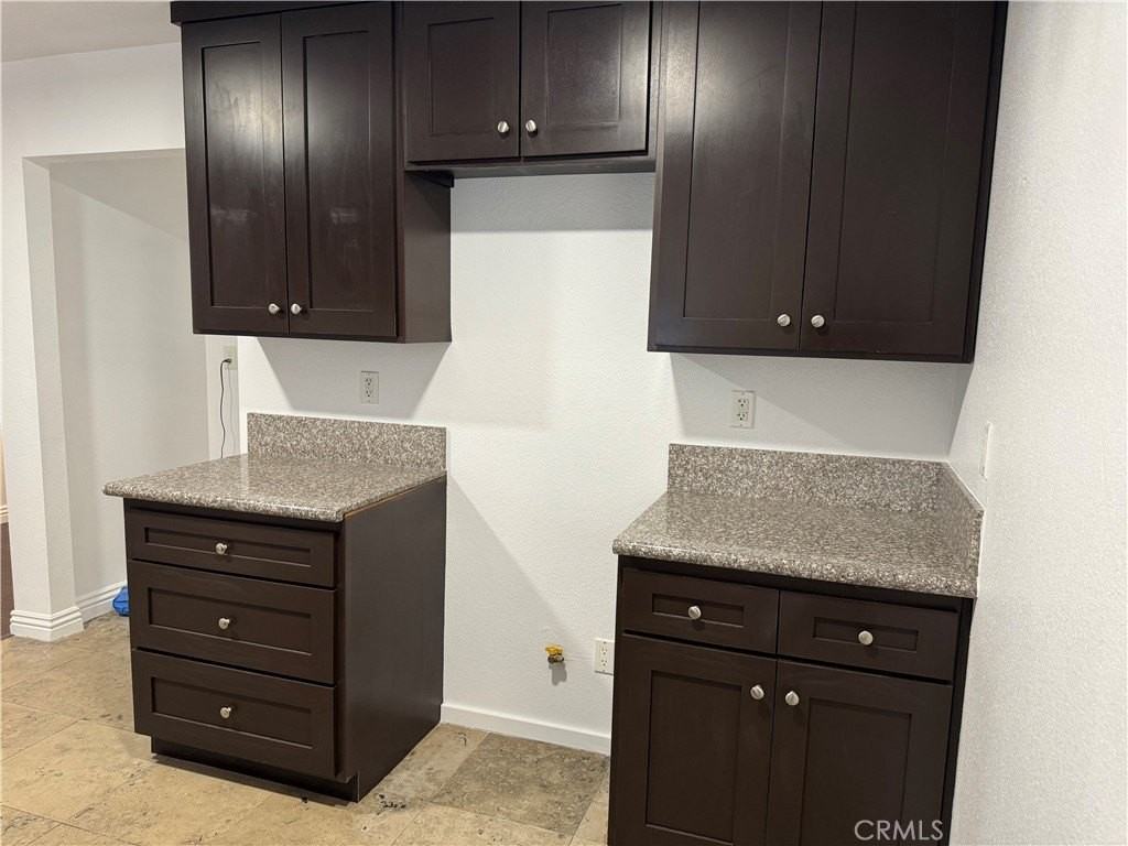 847 W Gage Ave - Photo 3 of 22