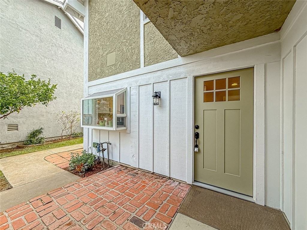 5625 Slicers Cir - Photo 6 of 46