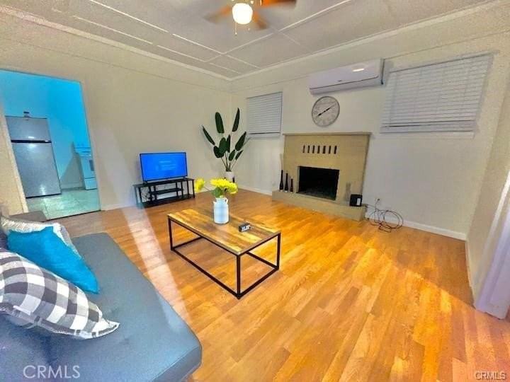 110 S L St - Photo 3 of 16