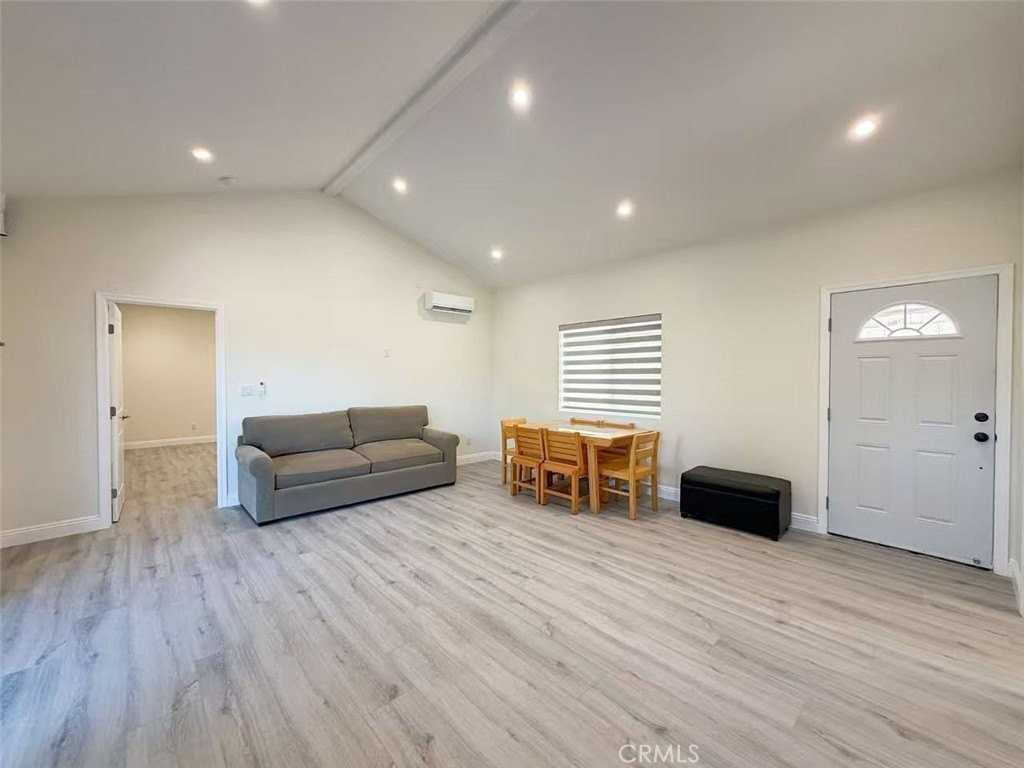 20343 Portside Dr - Photo 4 of 20