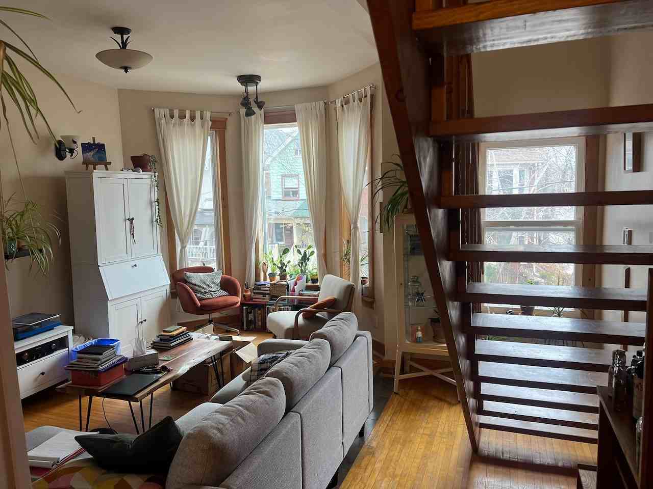 32 Grove Avenue #2 - Photo 4 of 11