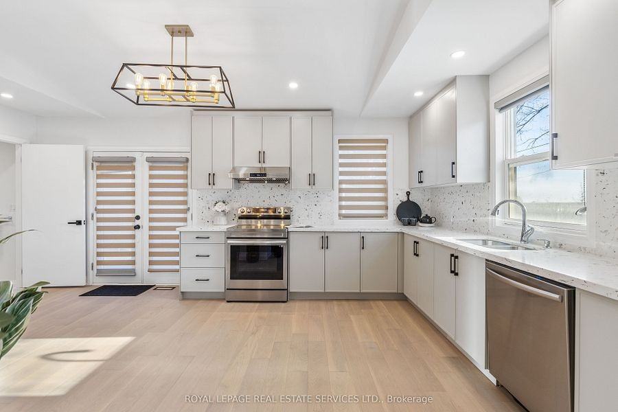 63 Port Street West - Photo 6 of 15