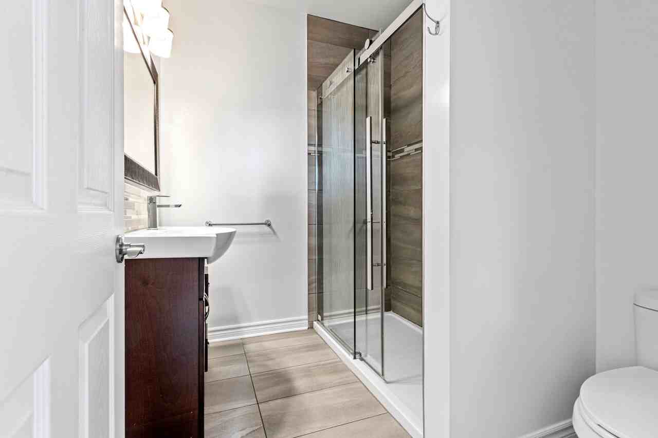 515 Chapel Street #1-E - Photo 6 of 21