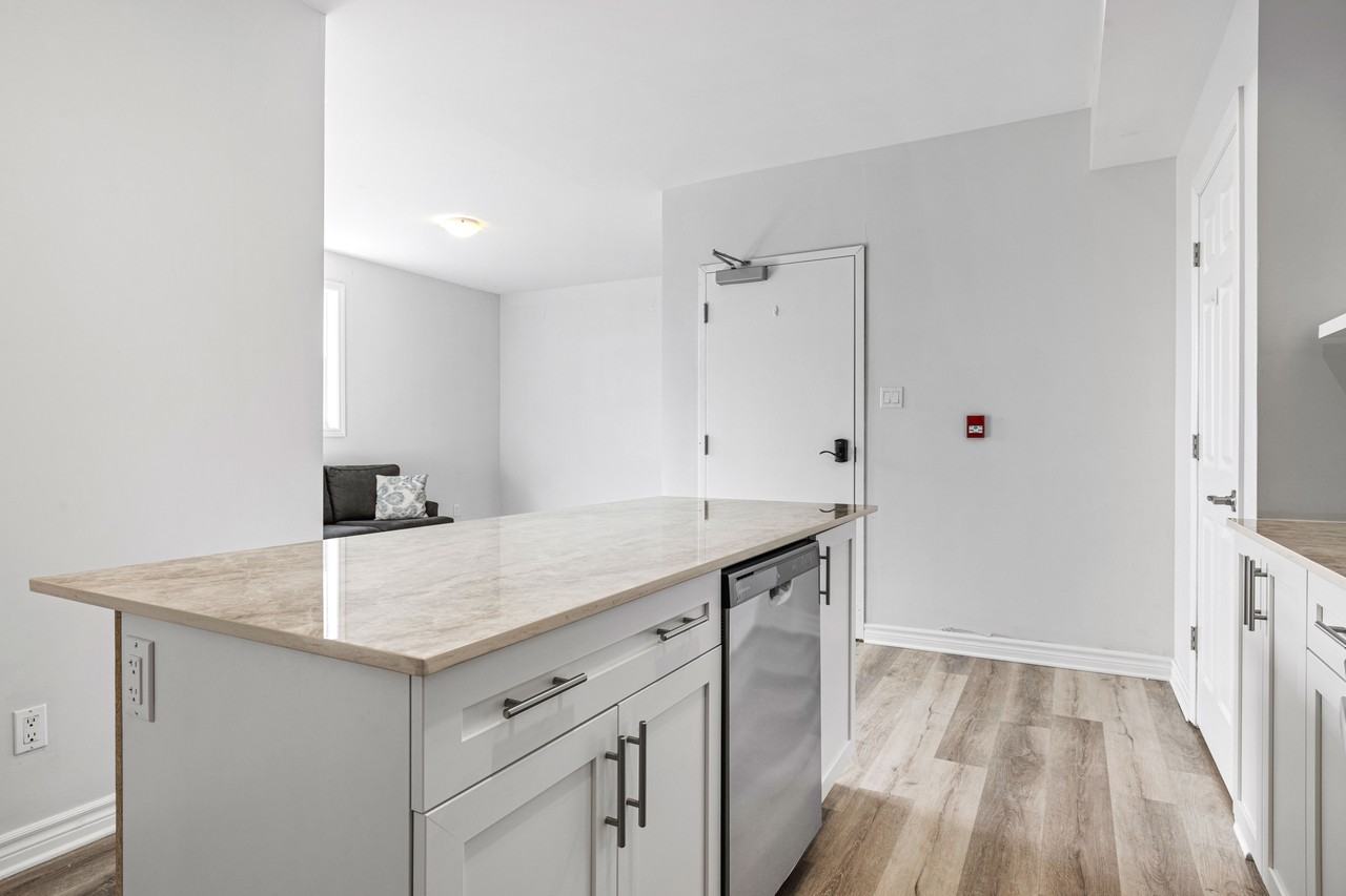 515 Chapel Street #1-E - Photo 4 of 21