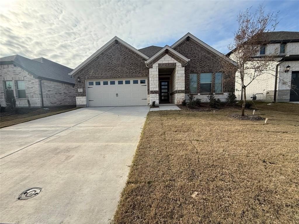 2624 Grand Canyon St - Photo 4 of 24