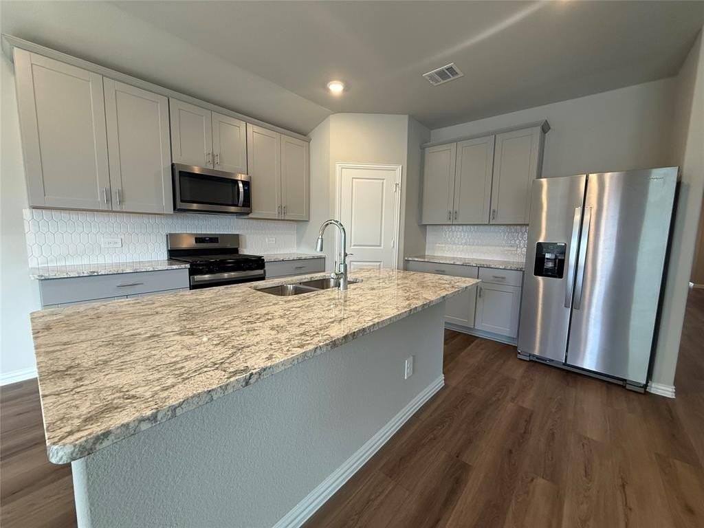 2624 Grand Canyon St - Photo 6 of 24