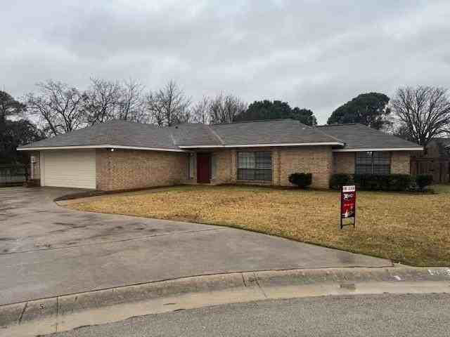 318 Shade Tree St - Photo 2 of 39