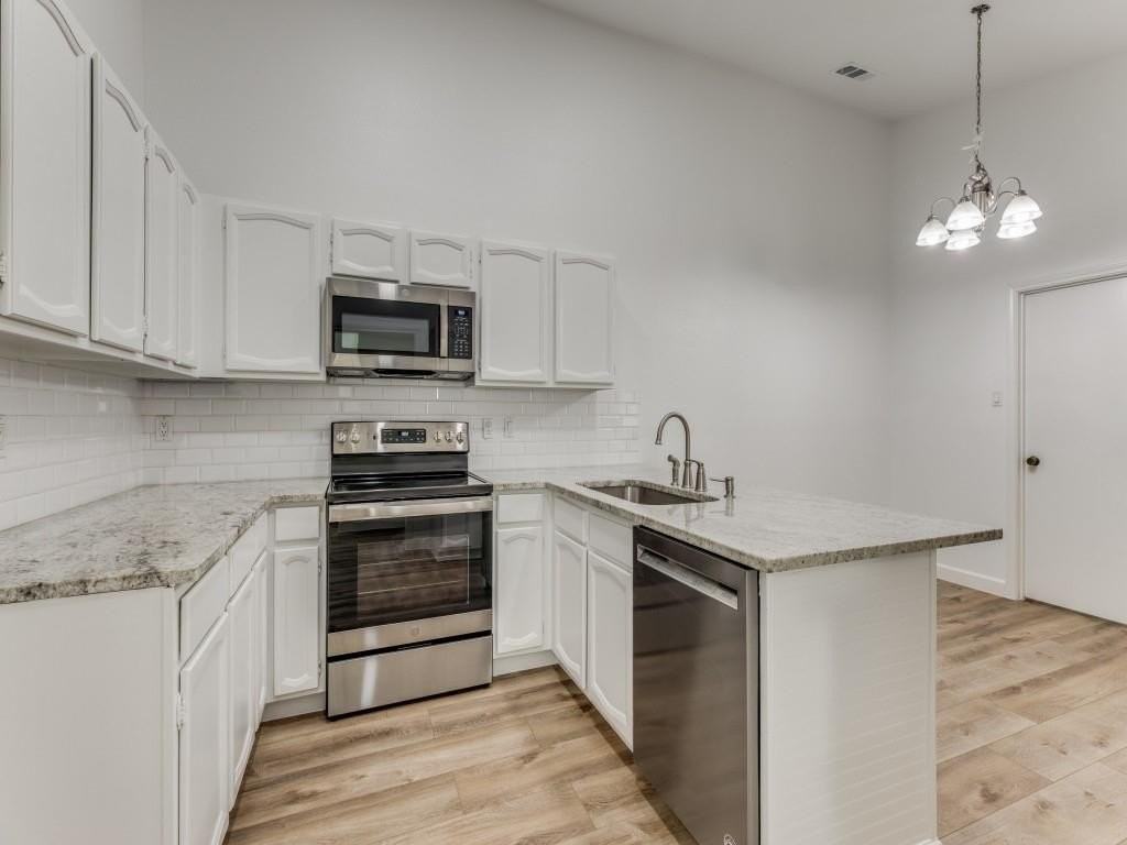 4206 Spring Meadow Ln - Photo 2 of 12