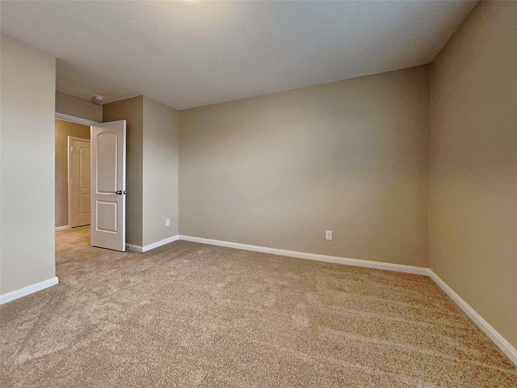 126 Cottonwood Dr - Photo 7 of 17