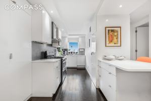 featured image of 520 E 76th St #10H